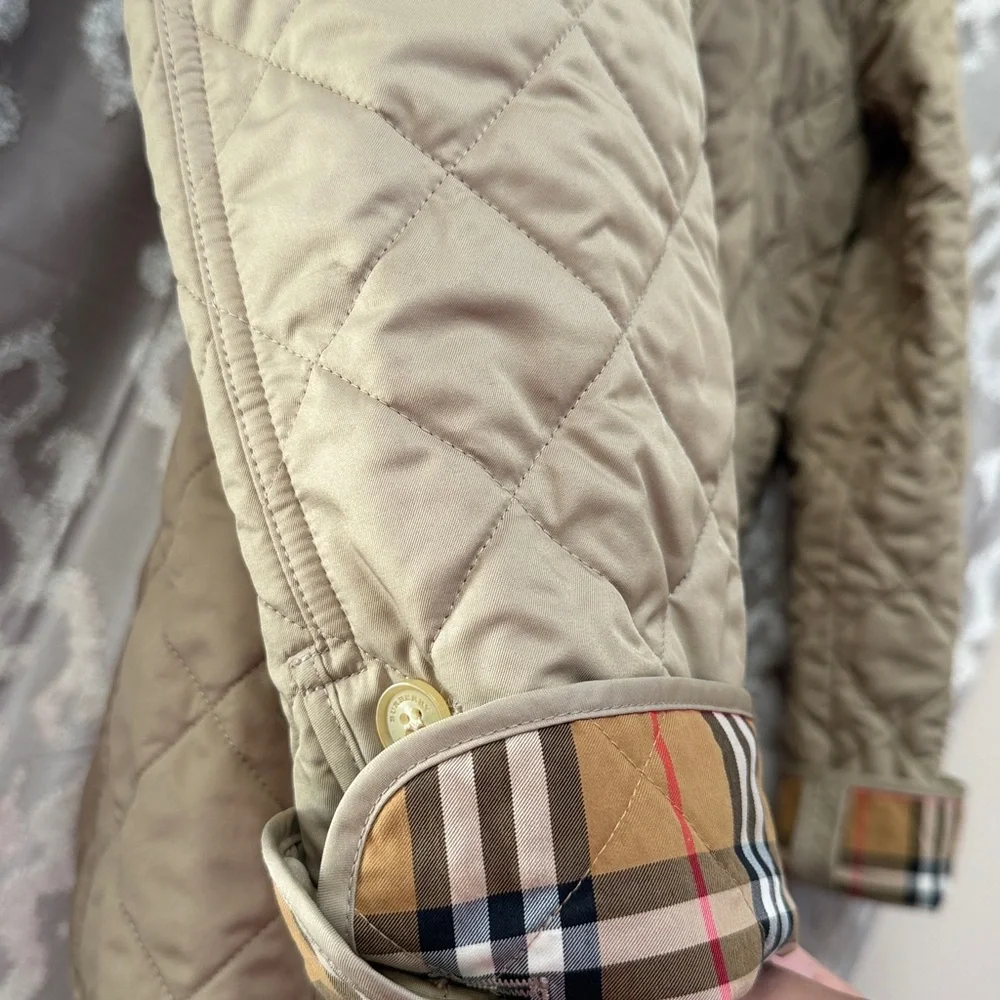 Burberry Tan Quilted Plaid Jacket Size Medium - Picture 5 of 11